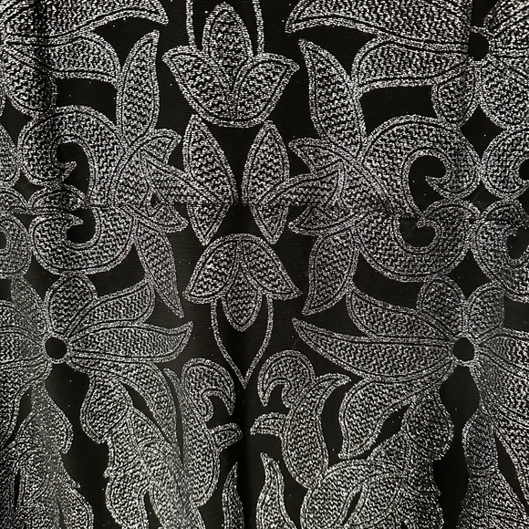 Stunning a full length evening gown. Black with silver printed design. - Picture 2 of 4